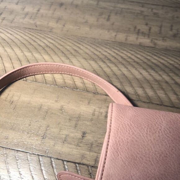 NWOT Pink Ring ? & Tassle Vegan Backpack Adjustable Straps. Pull Handle. Snap. main image 9